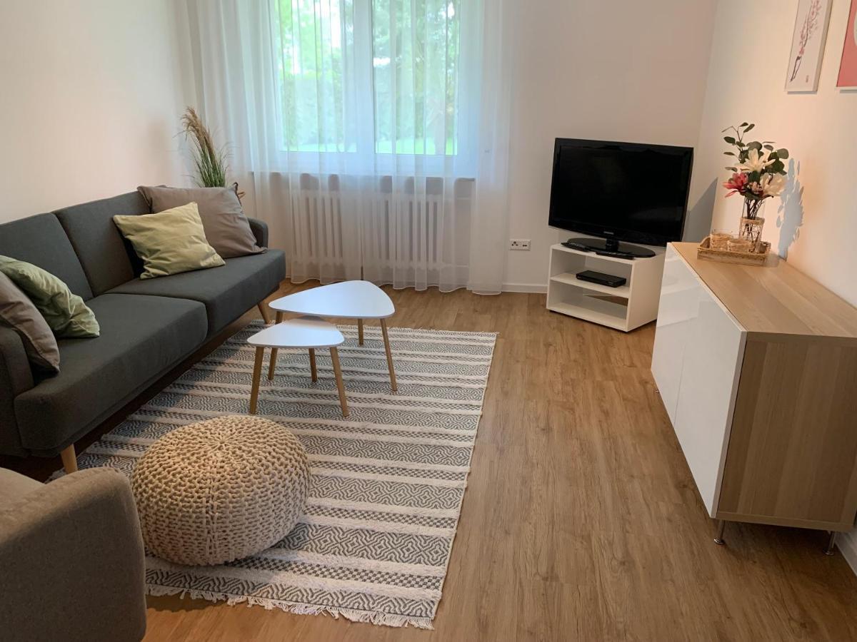Ferienwohnung Alpenstrasse フリードリヒスハーフェン エクステリア 写真